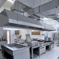 Фото вентиляционных каналов на кухне в кафе